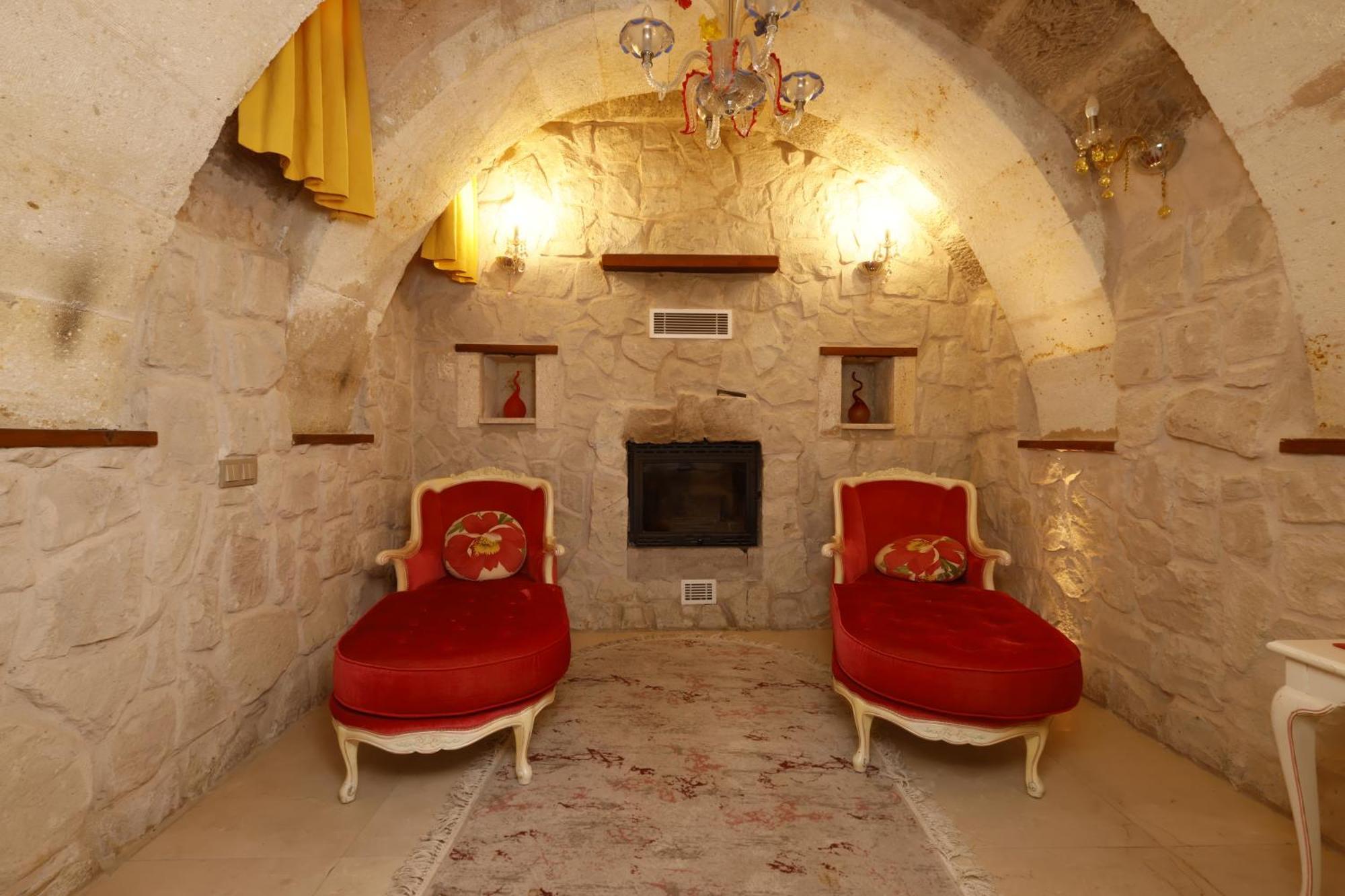 Anatelein Boutique Cave Hotel Uçhisar Extérieur photo